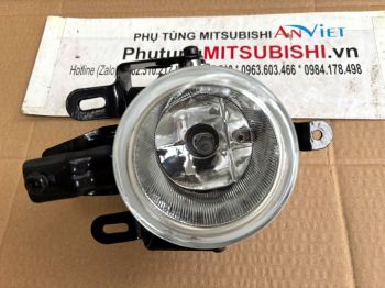 Đèn gầm, Đèn sương mù dùng cho xe Mitsubishi Pajero Chở tiền ngân hàng V73, V6-3000 MN117111 | Hiệu DEKO