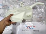 Bình nước rửa kính sử dụng cho xe Triton - Hàng nhập khẩu chính ngạch