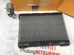 Dàn lạnh sử dụng cho xe Triton - Hàng nhập khẩu chính ngạch