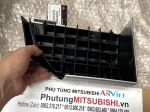 Ốp đầu bậc bước chân sử dụng cho xe Triton - Hàng nhập khẩu chính ngạch