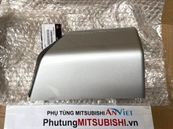 Ốp đầu bậc bước chân sử dụng cho xe Triton - Hàng nhập khẩu chính ngạch