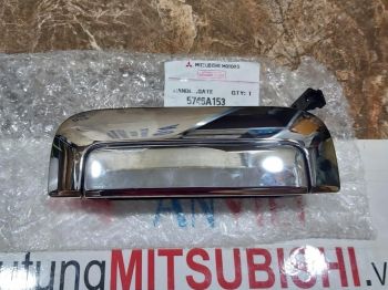 Tay mở thùng sau sử dụng cho xe Triton - Hàng nhập khẩu chính ngạch