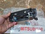 Tay mở thùng sau sử dụng cho xe Triton - Hàng nhập khẩu chính ngạch