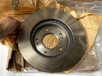 Đĩa phanh trước sử dụng cho xe Xpander - Hàng nhập khẩu chính ngạch
