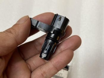 Cảm biến tốc độ hộp số sử dụng cho xe Xpander - Hàng nhập khẩu chính ngạch