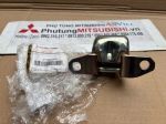 Bản lề cánh cửa sau phía dưới Mitsubishi Destinator DST 5702A265 5702A266