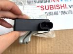 Hộp điều khiển tín hiệu chìa khóa từ xa Mitsubishi XForce 8637A176