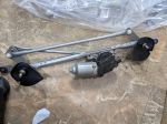 Mô tơ gạt mưa trước và Cơ cấu thanh giằng gạt mưa trước Xe Mitsubishi Outlander 2016-2024	8250B085 8250A609 8251A065