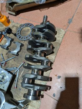 Trục khuỷu (Crankshaft , trục cơ) máy 2.0 4b11 Xe Mitsubishi Outlander 2018-2024 Xe Mitsubishi Outlander Sport 2014-2017 1100A266