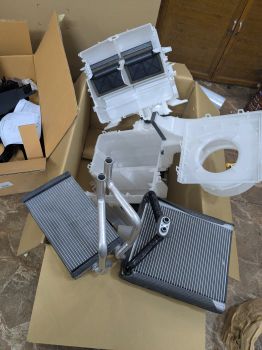 Cụm hộp quạt dàn lạnh dàn sưởi xe Mitsubishi Outlander hàng bãi