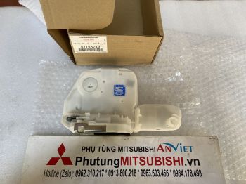 Khóa ngậm cửa trước xe Mitsubishi Outlander