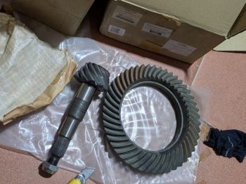 Bộ bánh răng, Vành chậu quả dứa cầu sau Mitsubishi Pajero Sport và Triton