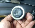 Công tắc Start Stop động cơ xe Mitsubishi Attrage, Mirage, Triton, Pajero Sport, Outlander