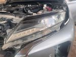 Đèn pha xe Mitsubishi Pajero Sport 2024-2025 hàng bãi