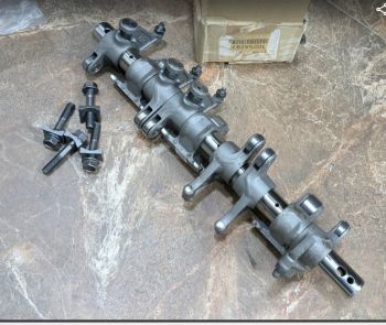 Ống sáo và Dàn cò hút xả Xe Mitsubishi Pajero Sport 2010-2018 1025a287 1025a255 1025a256 mn176264