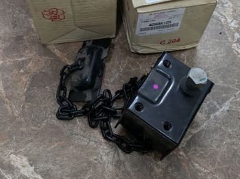 Xích tời lốp dự phòng Mitsubishi Pajero Sport 2011-2024, pa lăng  treo lốp Pajero Sport  bãi 4260a122 