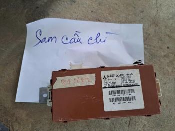 Hộp etacs điều khiển âm thanh thời gian xe Mitsubishi Pajero v93 MT | Hàng bãi