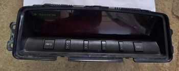 Màn hình hiển thị đa thông tin trung tâm táp lô xe Mitsubishi Pajero V93 Hàng bãi