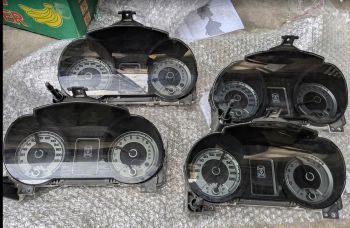 Đồng hồ táp lô xe Pajero ngân hàng V93 V97 V87 hàng bãi