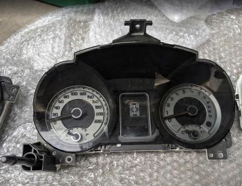 Đồng hồ táp lô, công tơ mét Mitsubishi Pajero ngân hàng v93 v97 v95 hàng bãi