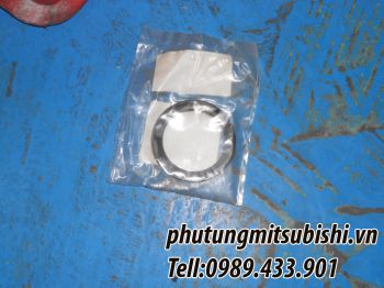 Phớt đuôi hộp số xe tải Mitsubishi Canter