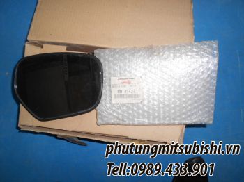 Mặt gương chiếu hậu xe Mitsubishi Grandis
