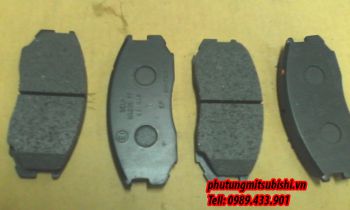Má phanh trước xe Mitsubishi Lancer