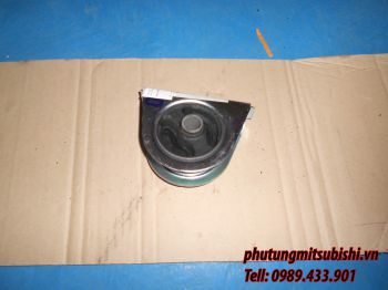 Chân máy trước xe Mitsubishi Lancer Gala
