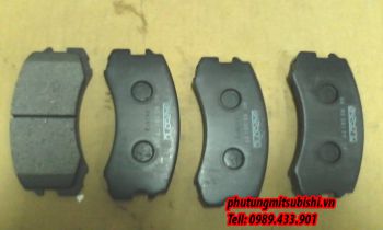 Má phanh trước Mitsubishi Lancer
