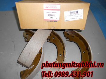 Guốc phanh sau xe Mitsubishi Jolie