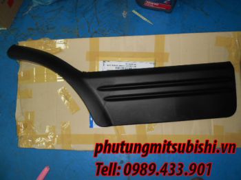 Ốp hông cửa xe Mitsubishi Jolie