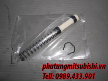 Cuppen xy lanh tổng côn xe Mitsubishi Lancer