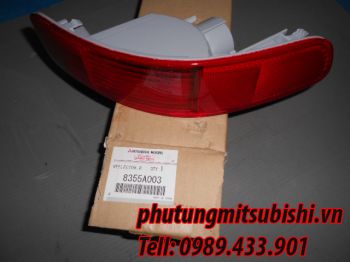 Đèn phản quang xe Mitsubishi Outlander
