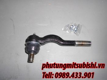 Rotuyn lái trong xe Mitsubishi Pajero