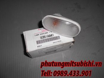 Đèn xi nhan xe Mitsubishi Pajero Sport