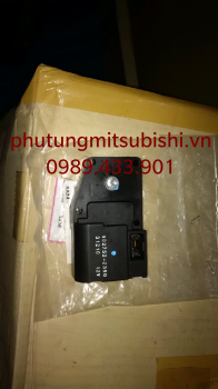 Motor điều khiển chế độ nóng lạnh Mitsubishi pajero sport     