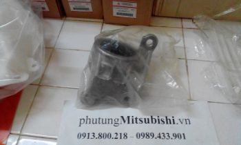 Cao su chân hộp số xe Mitsubishi Lancer gala