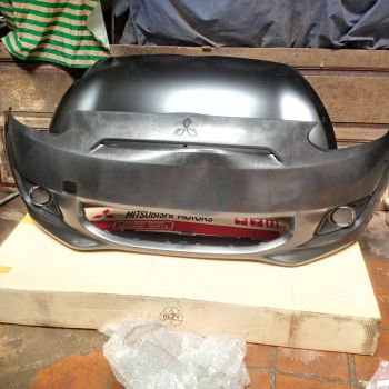 Ba đờ sốc trước xe Mitsubishi Mirage