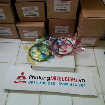 Xéc măng xe mitsubishi Grandis