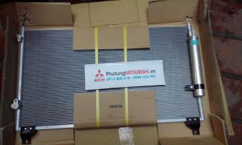 Giàn nóng xe Mitsubishi Zinger