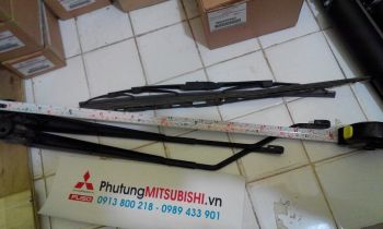 Bộ chổi gạt mưa xe Mitsubishi Jolie