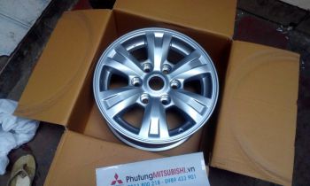 La zăng xe Mitsubishi Triton