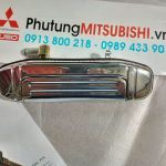 Tay mở cửa xe Mitsubishi Pajero