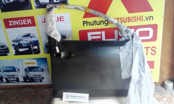 Cánh cửa xe Mitsubishi Triton