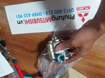 Mô tơ quạt két nước xe Mitsubishi Lancer Gala