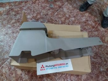 Yên ngựa xe Mitsubishi Jolie