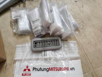 Cửa gió điều hòa xe Mitsubishi Grandis