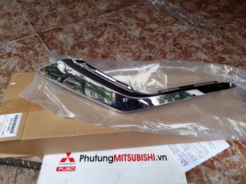 Viền mạ cản trước xe Mitsubishi Outlander