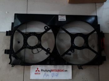 Lồng quạt xe Mitsubishi Outlander Sport