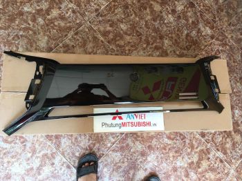 Ốp ba đờ sốc trước xe mitsubishi Xpander